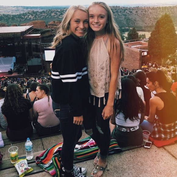 Meet your Posher, Becca - Picture 1 of 1